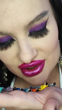 Giantess Eats 7 Tiny Persons and Digest
