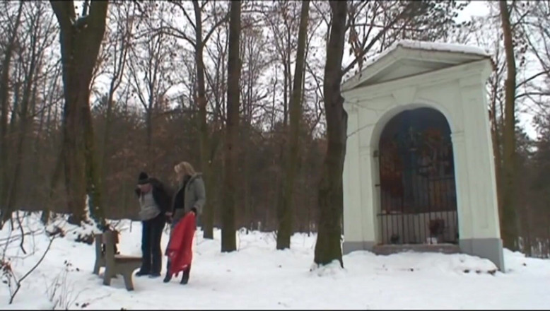 Xtime Network: Winter scopa un grosso cazzo peloso e succhia