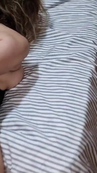 โชว์ BDSM กับน้องชายเลี้ยงตัวเมียของฉัน