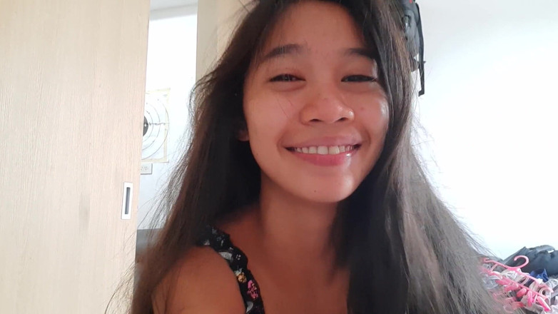 creamberryfairy: Tagalog Fucking Horny GF