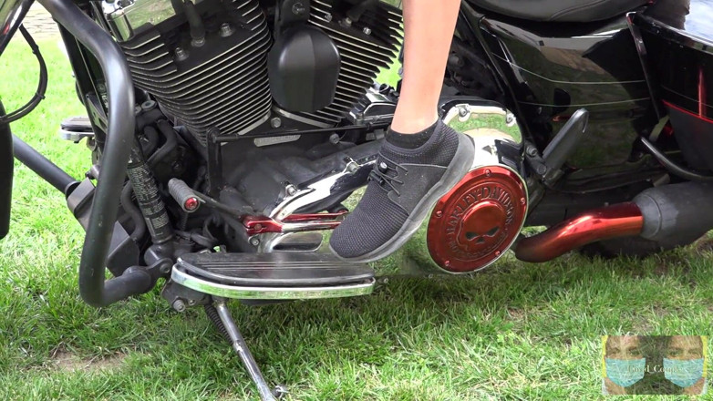 Viva Athena: Harley Davidson pedal pump
