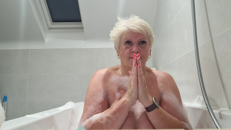 Uk Joolz: Badtijd bubbels