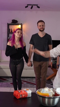 Delivroubignole šuká a plní se hned vedle svého rande s Maxime Horns Noochka Davy
