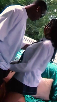 Mika Tan l’Asiatique se fait baiser