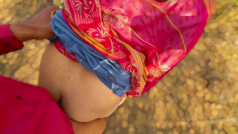 Your_aisha: Ragazza indiana del villaggio indiano scopata all'aperto cazzo virale mms...