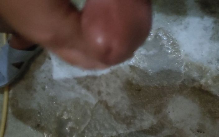 wwm: 皆さんこんにちは、私のビデオが撮影されました。視聴できます。