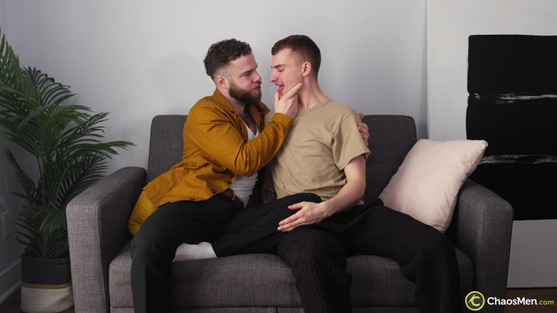 Chaos Men: Chaos Men - Hairy Bearded Muscle Smashes Cute Twink From Mtl -...