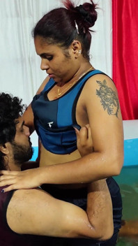 Hot Boobs Suck in Pool and Removing Under Wear and Pouring Water in Ass