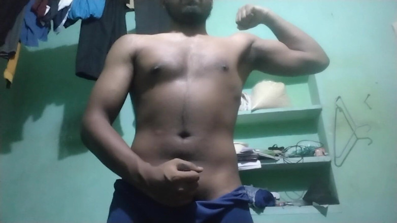 Desi Tits: หนุ่ม Desi กล้ามเย็ดหนุ่มร่างสองหนุ่มครั้งแรก