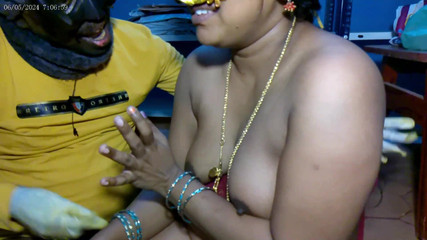Machakaaritamil: Hard Boob Sucking