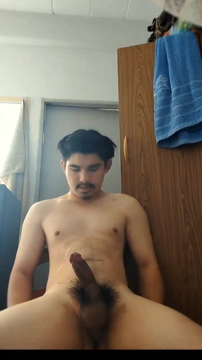 dhabibileton: Teenager Cumshot