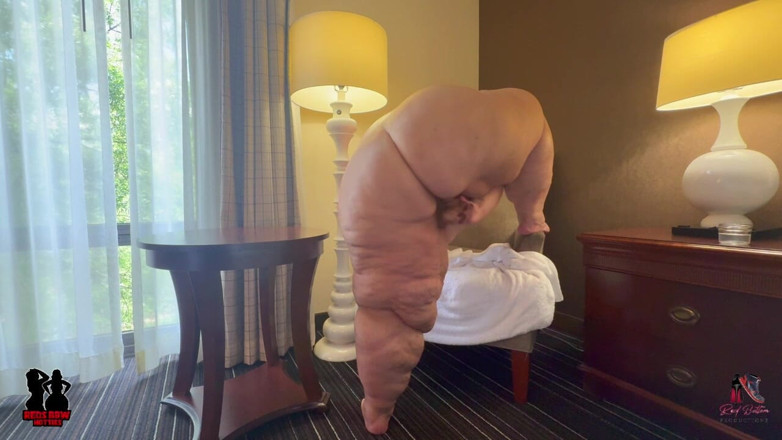Reds BBW Hotties: Awek montel super saiz bercakap dengan awak semasa bermain dengan...