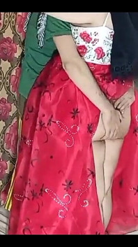 Futai anal cu indiancă bhabhi dolofană în coloană sonoră hindi clară