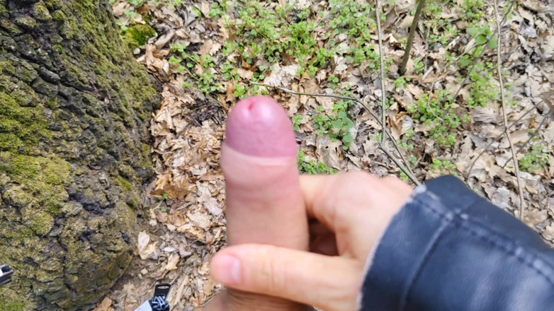 Bayer911: Na zewnątrz sikanie, wank i spust