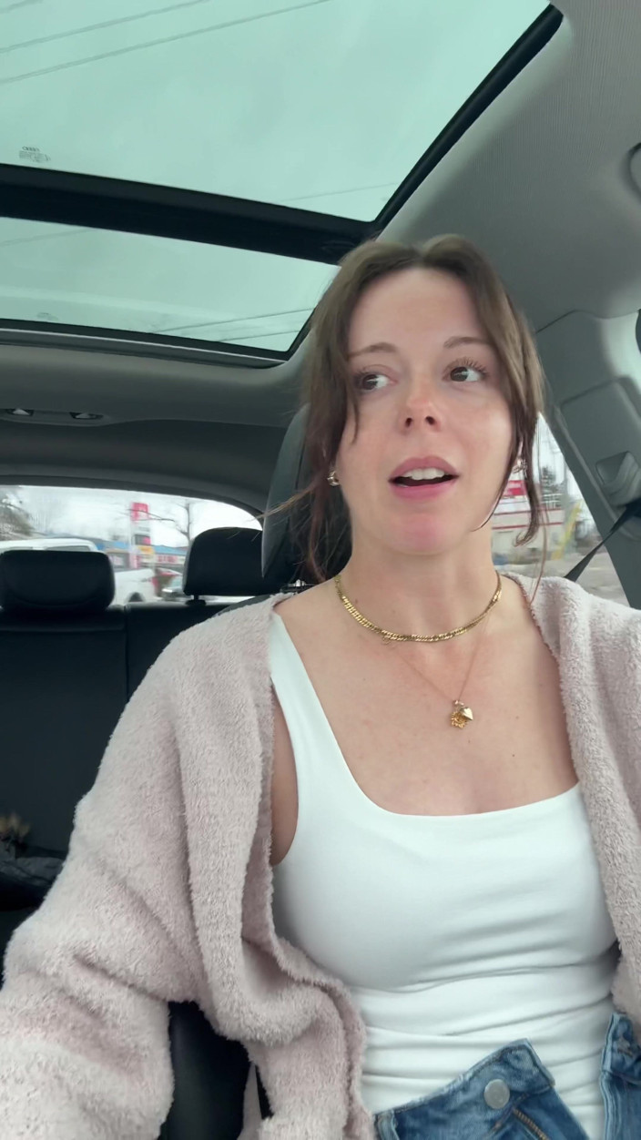 Nadia Foxx: Tim Hortons Drive Thru'da boşalıyor!