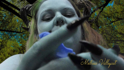 Mxtress Valleycat: Shrunk down by the giant demon
