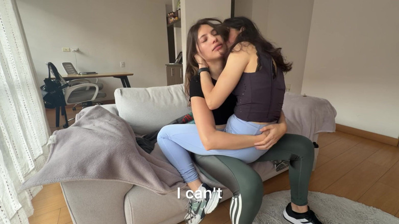 scarlettandc: เราทำทริบบิ้งเลสเบี้ยน