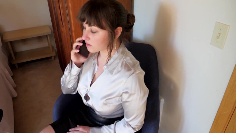 Princess Leia: Stepmom's Conference Call Cumshot