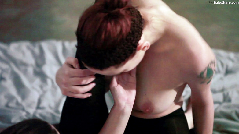 Lesbian Babe Stare: Des ballerines satisfont leurs fétichismes des pieds