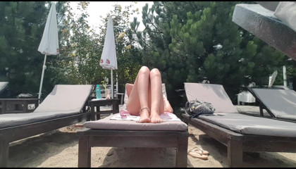 Erotic Tanya: Senin gibi gavat gibi ayaklarımda yok sayılıyor