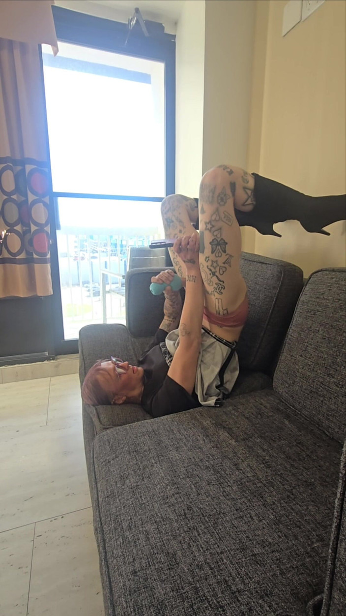 Lynn Kaotik: Trans sürtük kendi yüzüne boşalıyor