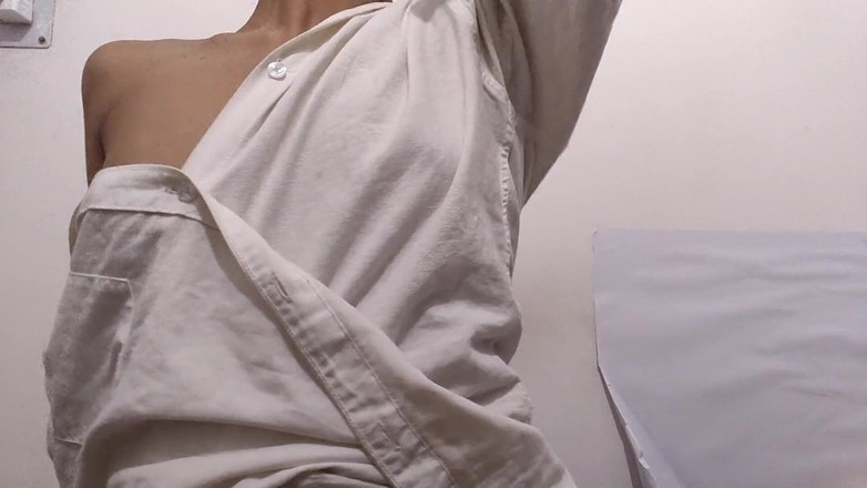 desigirl93: Roztomilá holka z webové kamery stříká znovu a znovu