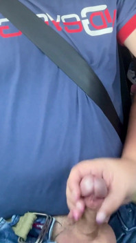 素人在车里打手枪