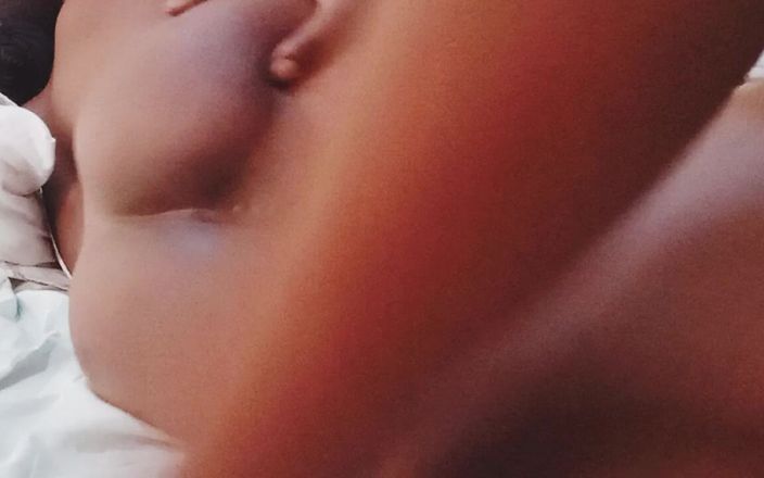 Bad boy studio: Sikilirken aşk çığlıkları atıyor