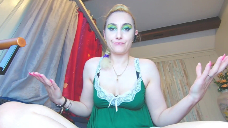 Diana Devil: Pulă mică pe umilință pe plajă