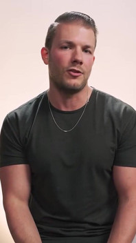 Codey Steele Ditched mormonismus pro porno a potěšení! | Pornohvězda Rozhovor | Čas pro dospělé