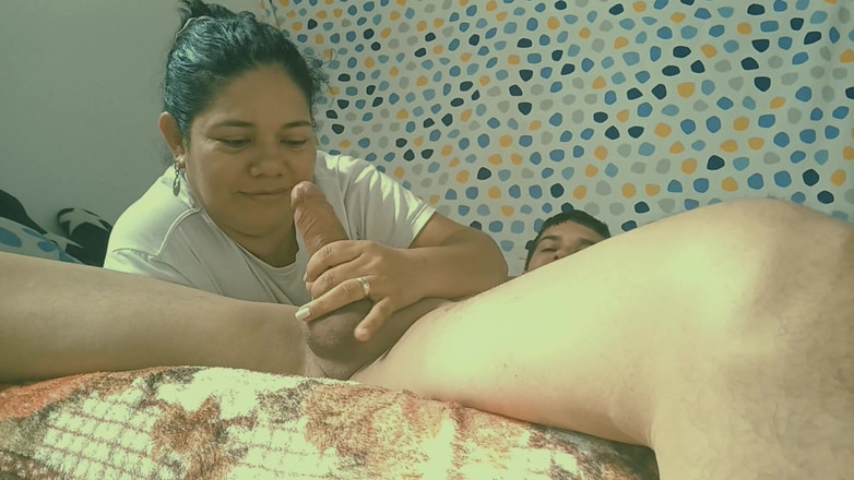 Valkyrieandluigy: Sepong kontol sempurna