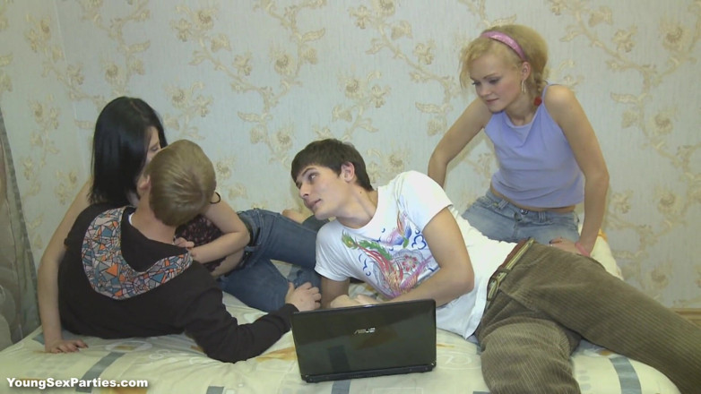 18 Videoz: Dünne russische teenager werden in einer orgie geritten
