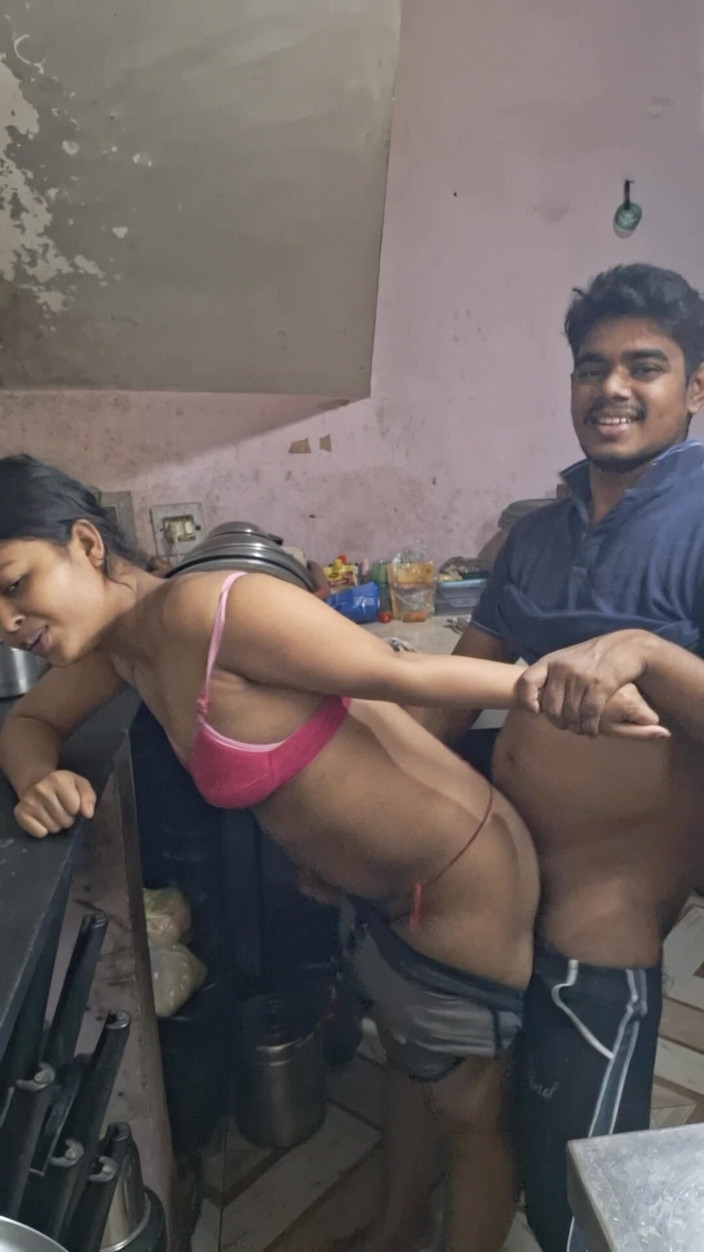 Sweetsex2001: インドのホットな妻、アナルセックス、ハードコアファック