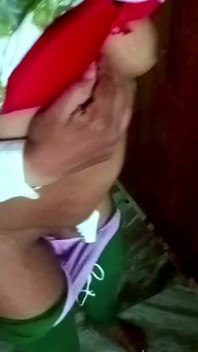 Sanjana đi khám và đụ