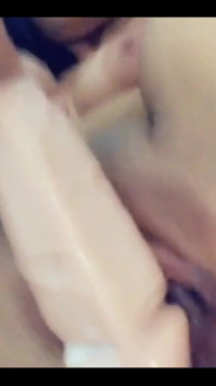Yummy Morning Pussy Play