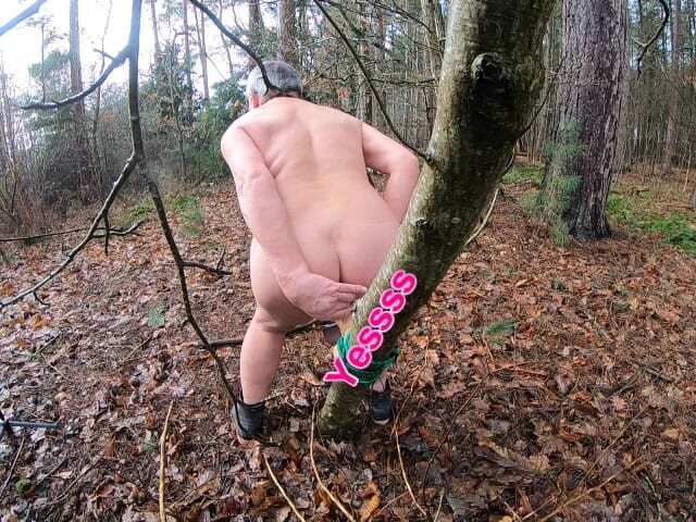 Andy: Dildo dalam kayu