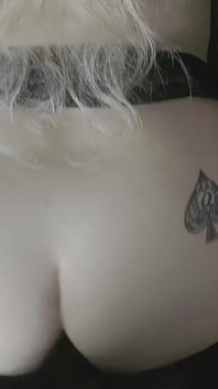 POV rychlovka BBC interracial bbw ohnutá přes sperma na qos tetování