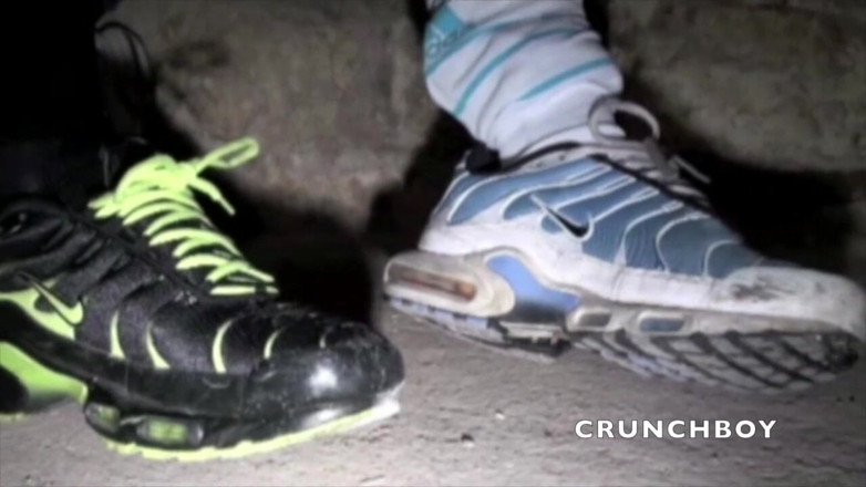 Sneaker gay: Slut submissed by badboy with sport clothes