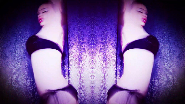 Goddess Misha Goldy: 25 frame daze mind cazzo! Lubrifica quel giocattolo e inizia