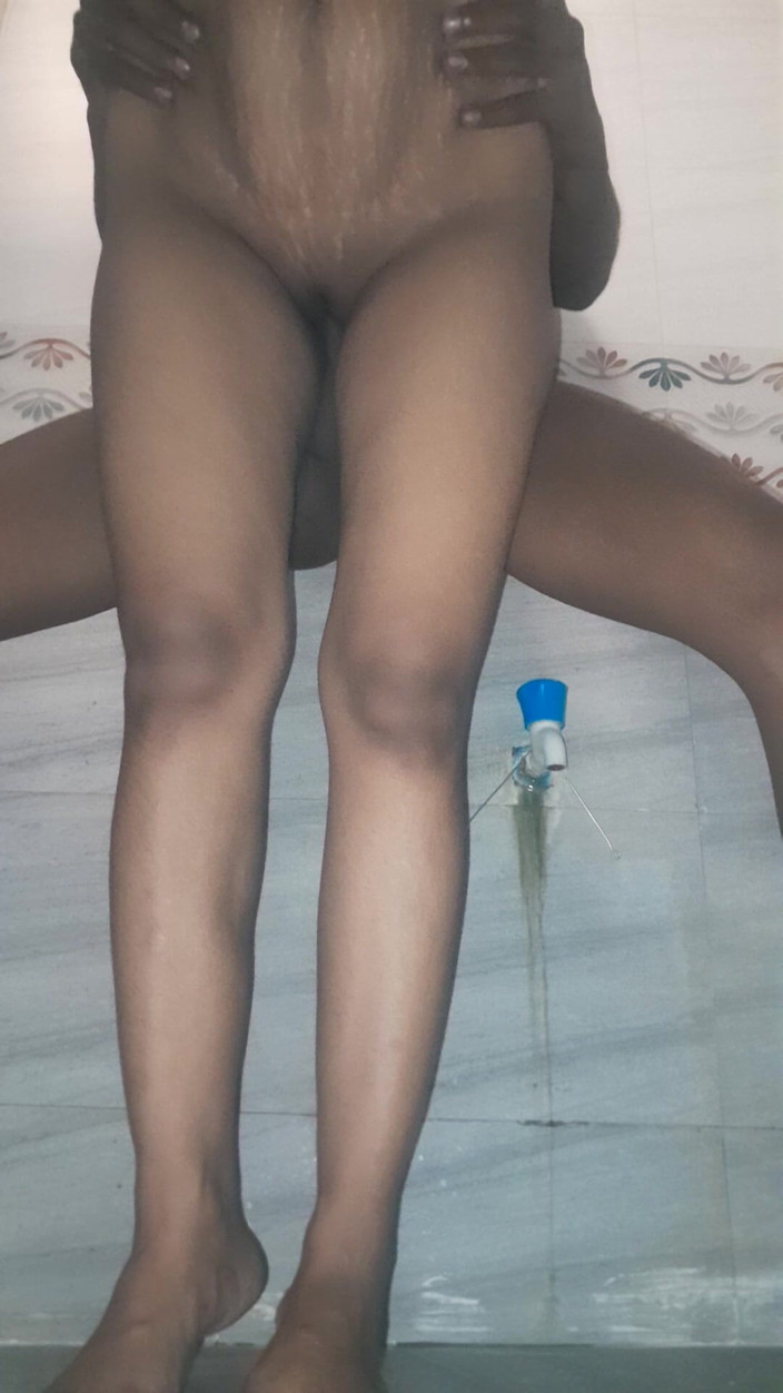 Mukesh730: Gastar follando