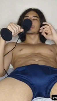 Oh, no puedo resistir a mi cuerpo caliente ...
