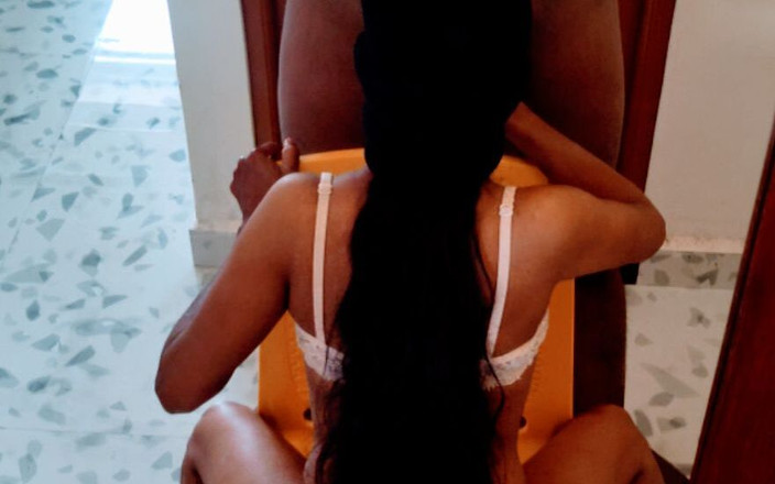 Tamilnaduu: After Marriage Extremely Hot Blowjob My Old Girlfriend