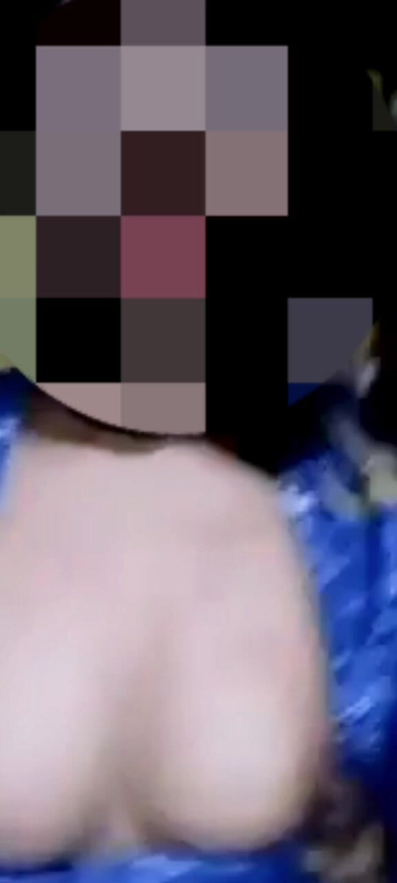 Astriana88: Saya terpaksa melakukannya untuk melunaskan hutang saya.