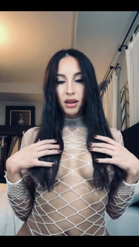I’m Live Right Now on Chaturbate