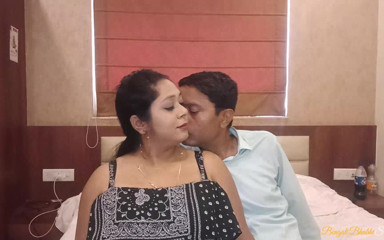 Bengali Bhabhi Sex: Tante seksi india lagi asik ngentot memek bengali sampai muncrat...