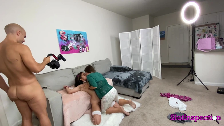 Slut Inspection: Sledujte, jak dostáváme zlobivou v zákulisí s Ebony Teen