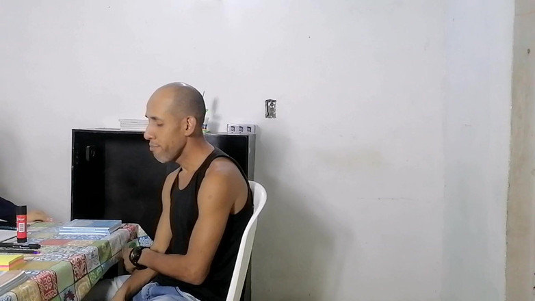 Adribella69: Вчителька з великою дупою трахається студентом в дупу і великий член