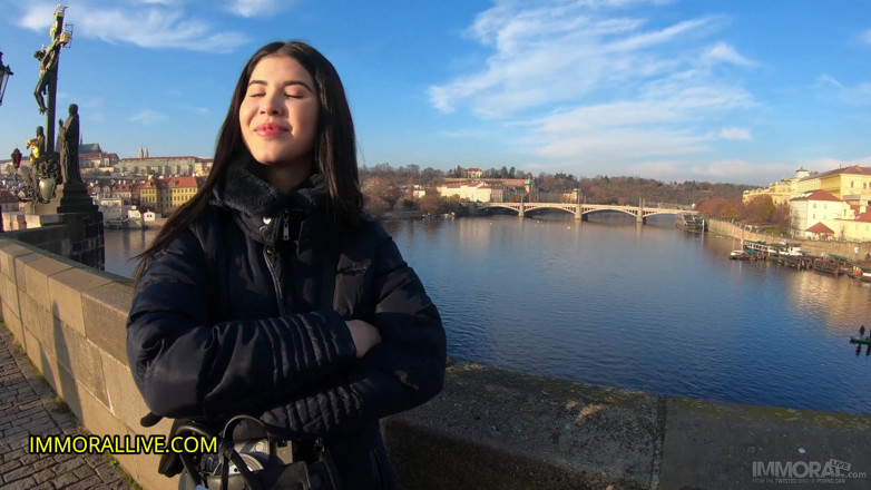 Immoral Family: Pregnant stepdaughter takes out her competition on Christmas! Jennifer Mendez...