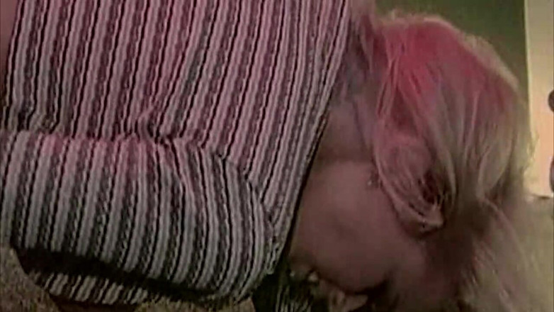 ORGASMX: Calda troia bionda scopata duramente