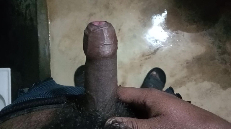 John Denver: Aku dan tante seksi india ngentot memek merah mudanya habis-habisan...